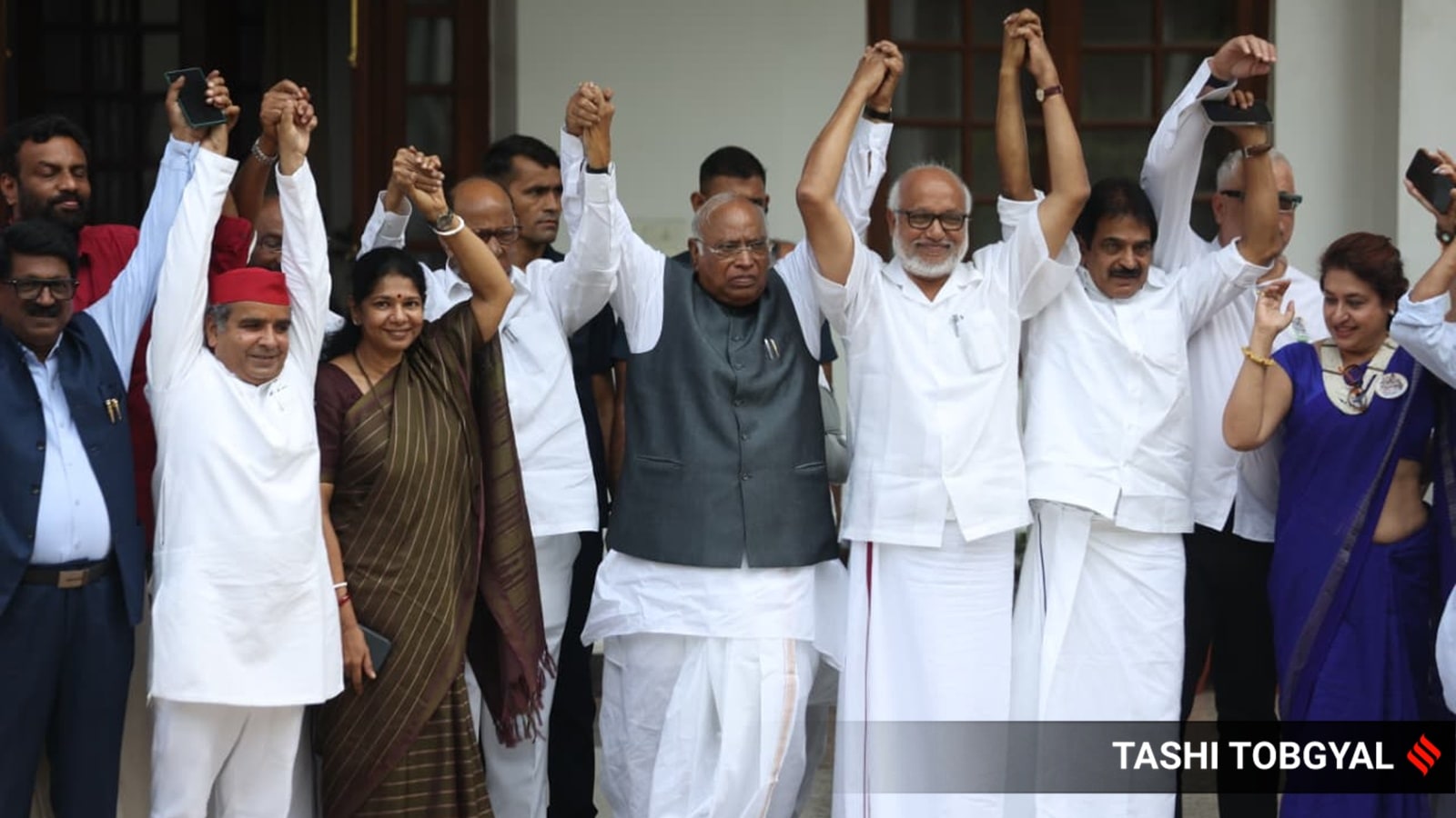 Congress cannot just be a party of criticism. To be a viable alternative, it must offer a vision