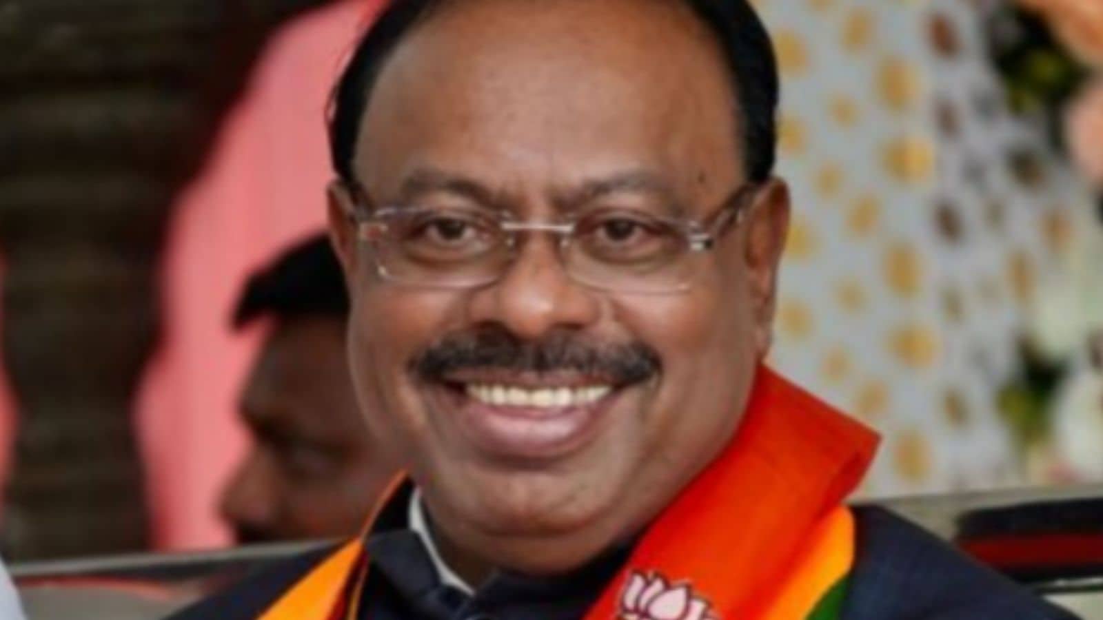 Revenue minister orders suspension, transfers & review of 424 ‘illegal’ land orders in Pune district