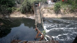 Najafgarh-Wazirabad iron foot overbridge, iron foot overbridge collapse, foot overbridge collapse, overbridge collapse, delhi news, India news, Indian express, current affairs