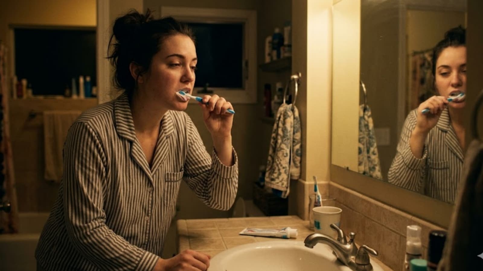 ‘Wahan pe sadan paida hota rehta hai’: Dentist explains hidden risks of not brushing at night