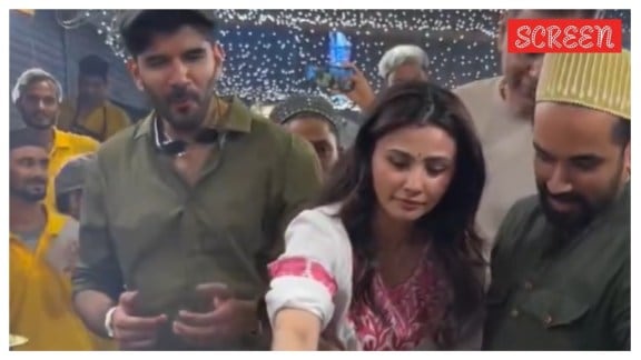 Daisy Shah cooks at an Iftaar party.