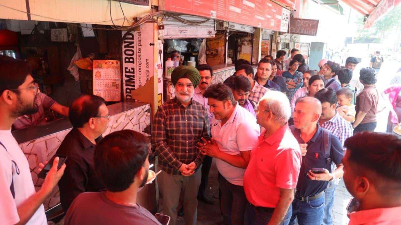 Delhi LG Taranjit Singh Sandhu visits Connaught Place, discusses key civic issues with public
