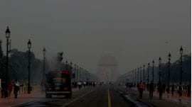Eye on tackling air pollution: Govt ties up with IIT-Madras for study on ‘smog-eating’ coatings on roads