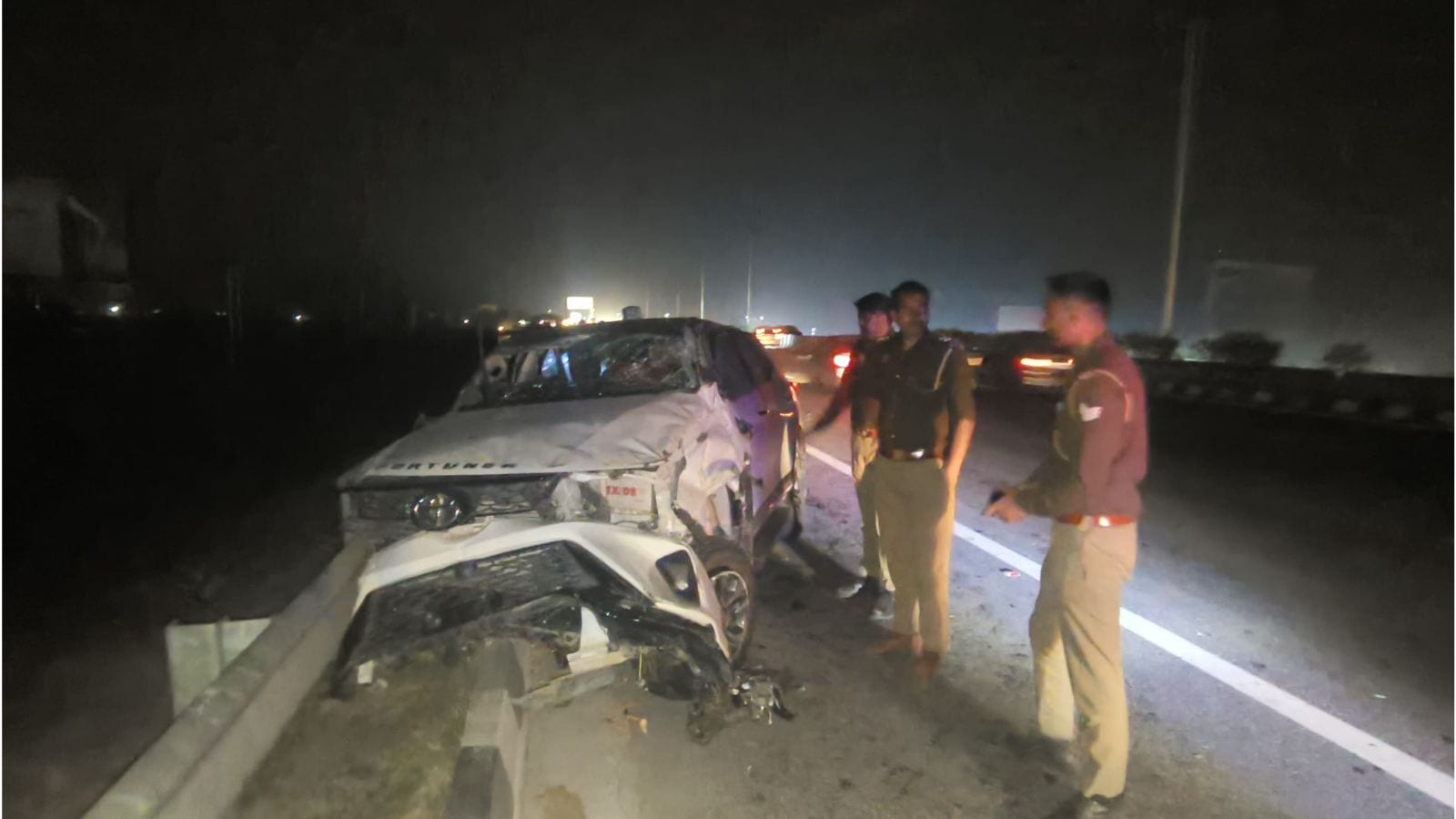 On livestream, YouTuber Anurag Dhobal crashes Fortuner on Delhi-Meerut Expressway; cops suspect suicide attempt