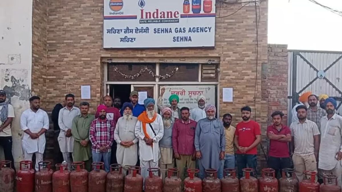 A long queue outside LPG gas agency of Shehna block of Barnala district. (Express Photo)
