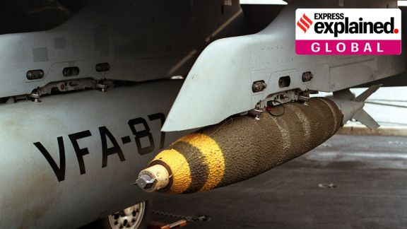 An unguided 500 lb (230 kg) Mark 82 bomb with no retarder (Wikimedia Commons)