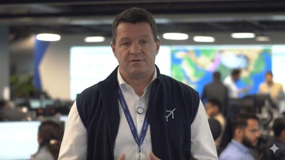 The airline announced Elbers' decision on Tuesday.