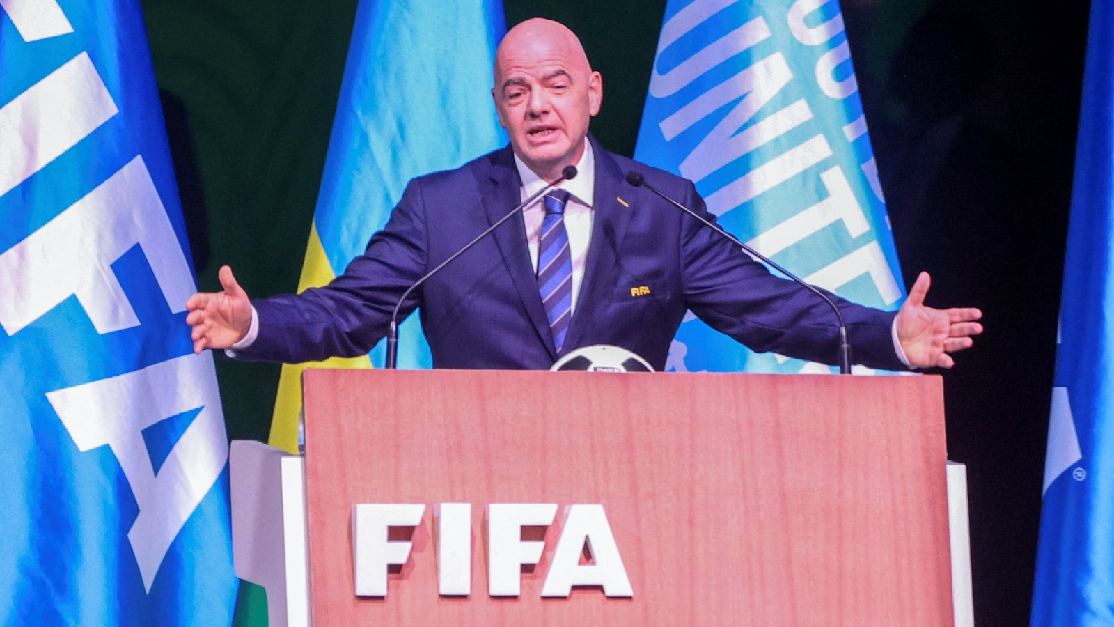 FIFA president Gianni Infantino ruled out changes to the World Cup schedule despite Iran-US conflicts. (Reuters Photo)