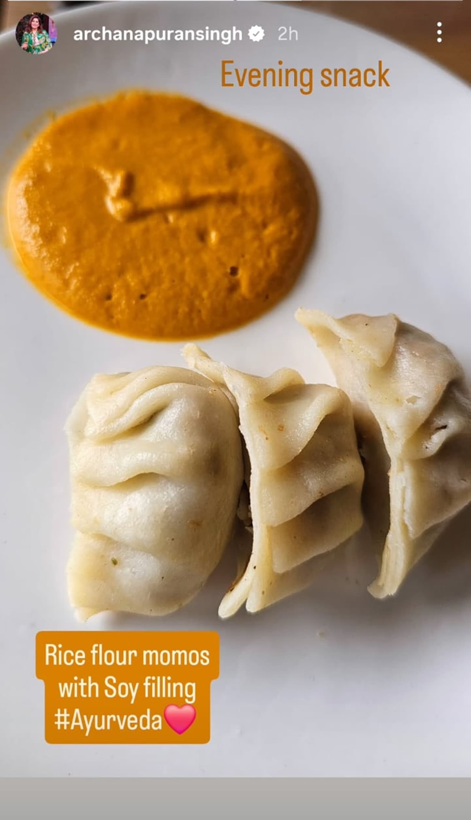 momos