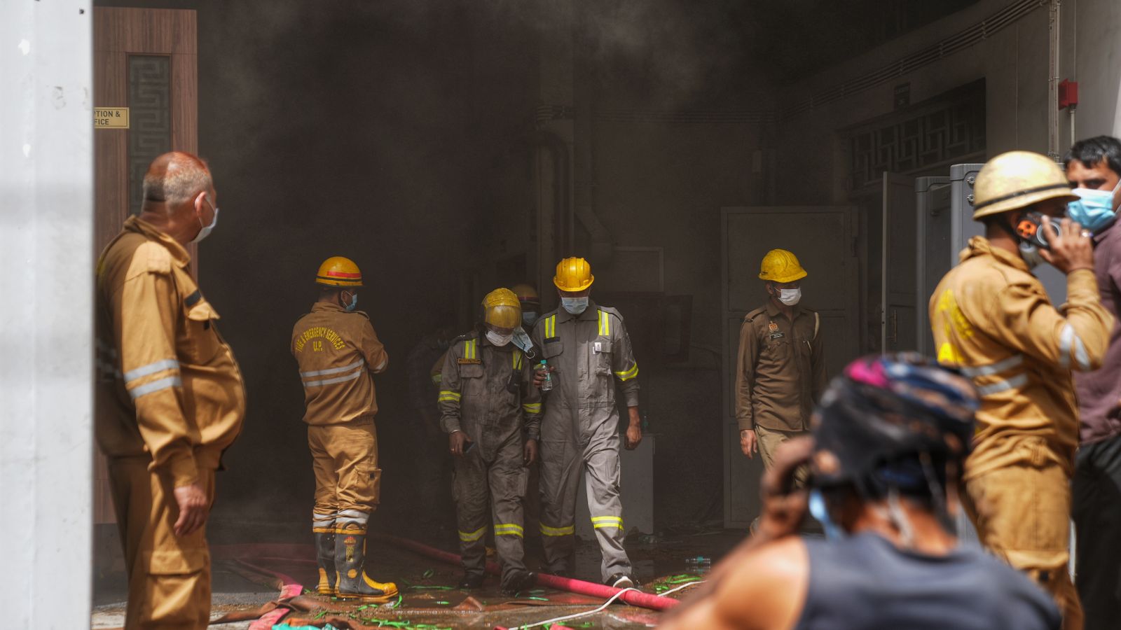 ‘Better to jump off the building… than die’: Huge fire breaks out at Noida factory with over 200 trapped inside, 37 injured