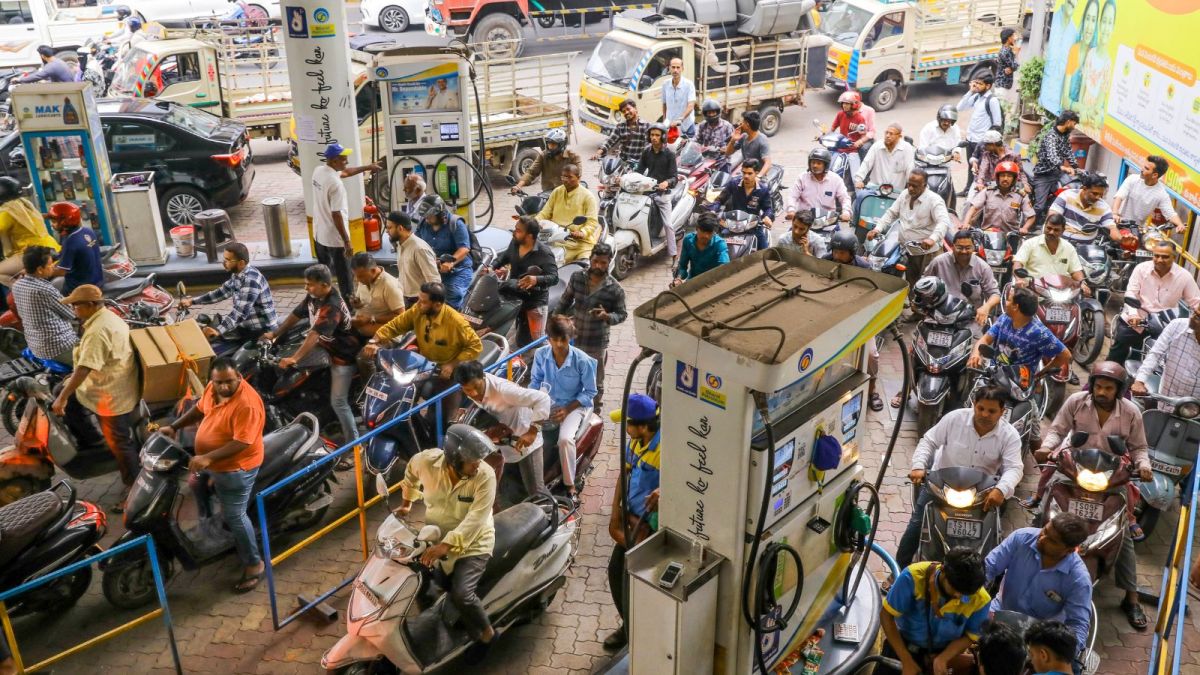 Govt, oil companies say no shortage of petrol, diesel anywhere in India; urge consumers to ignore rumours, avoid panic buying | Business News - The Indian Express