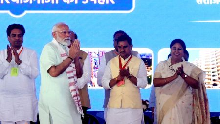 The PM also inaugurated more than 2,700 newly constructed residential units in Sarojini Nagar and Kasturba Nagar.