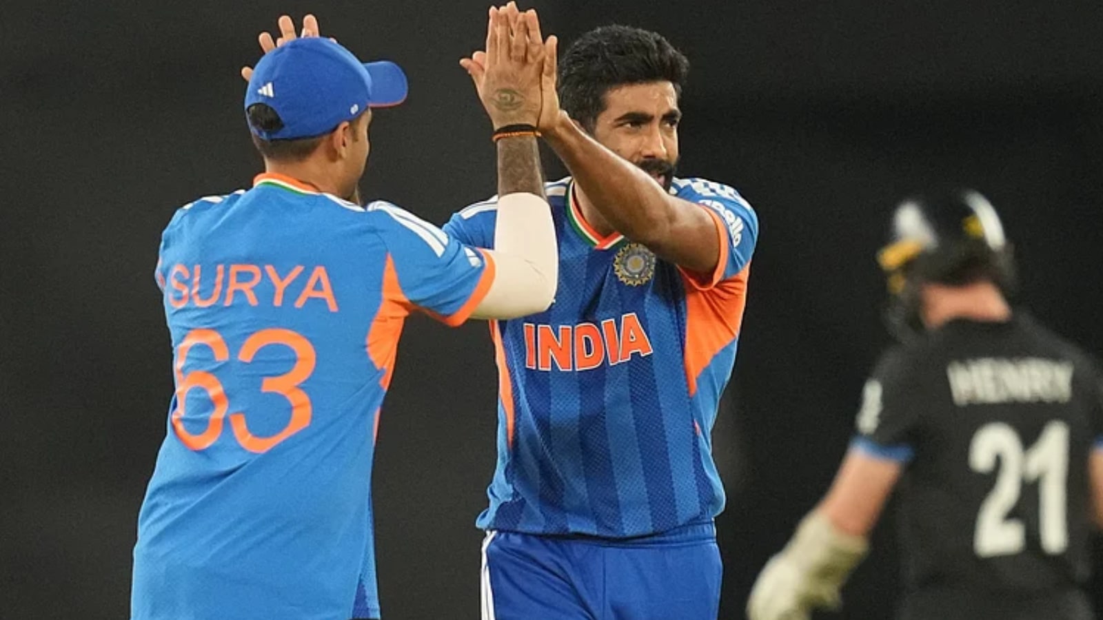 Who would Harmanpreet, Suryakumar and Shubman Gill trust to bowl and bat in the last over?