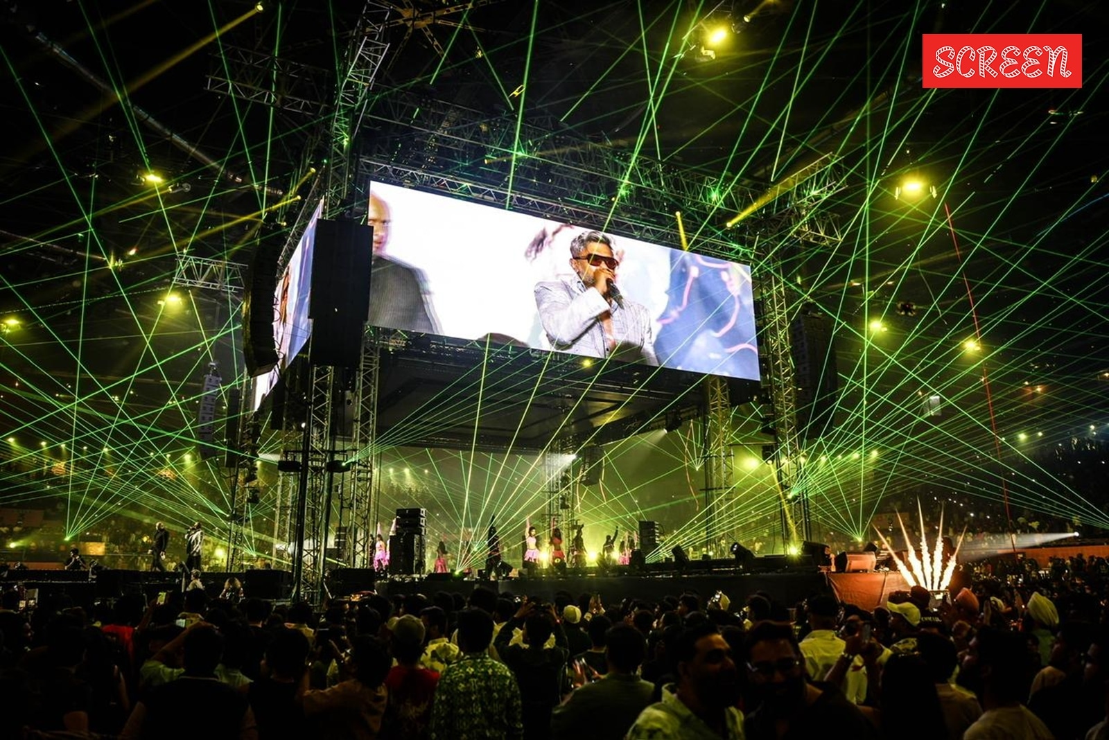 Inside Yo Yo Honey Singh's New Delhi concert