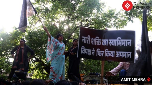 Women MPs including Hema Malini, Kamaljeet Sehrawat, Bansuri Swaraj, Manju Sharma and Vatsalya Gupta participated
