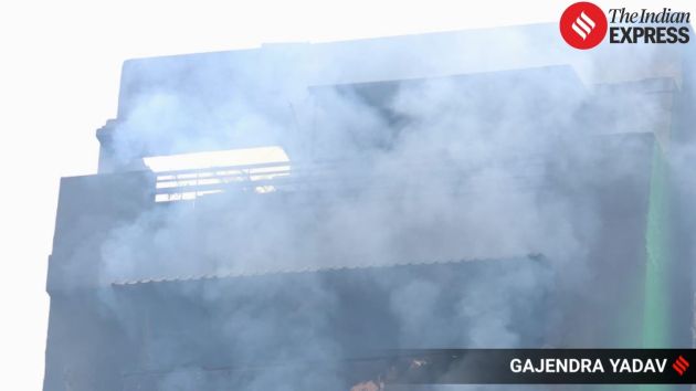 He stated that around 8.25 am, security personnel noticed smoke billowing from a flat and rushed to the floor