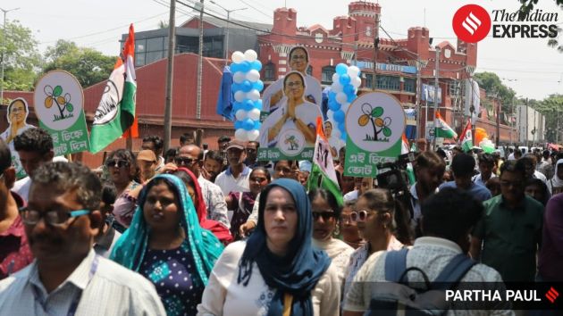 Supporters gathered in large numbers along the route, raising slogans and cheering