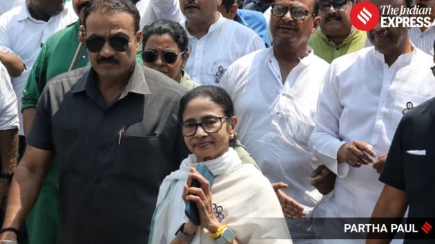 She walked nearly 800 metres with folded hands and her trademark smile