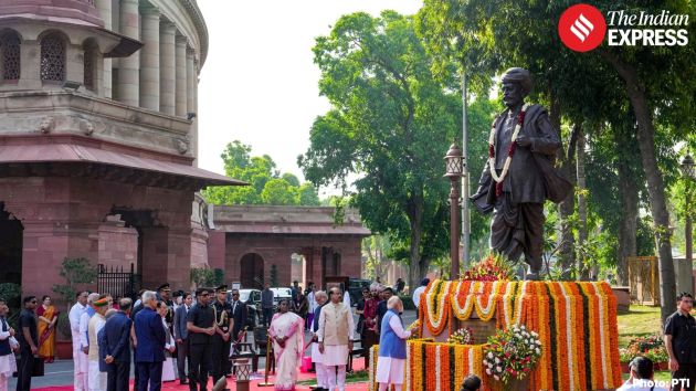 PM Modi paid homage to Phule on the occasion of his 200th birth anniversary