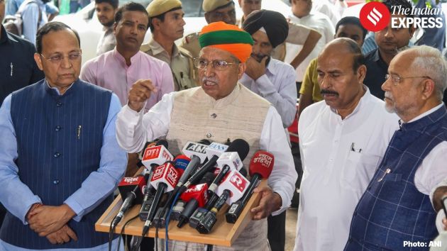 The party demanded registration of an FIR and issuance of a show-cause notice to the Congress president