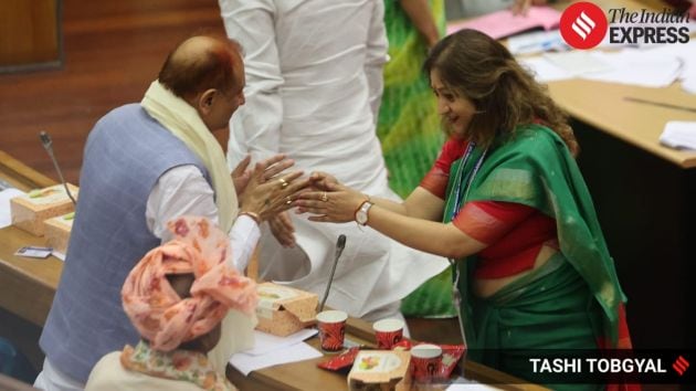 BJP councillor from Anand Vihar Monika Pant was elected deputy mayor of the Municipal Corporation of Delhi with 156 votes