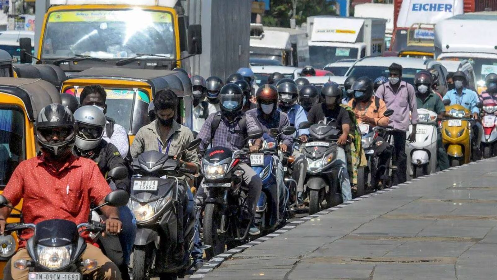 Ahmedabad Municipal Corporation, police drive to raise awareness on traffic & encroachment
