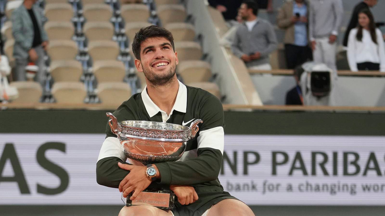 Carlos Alcaraz pulls out of Roland Garros 2026