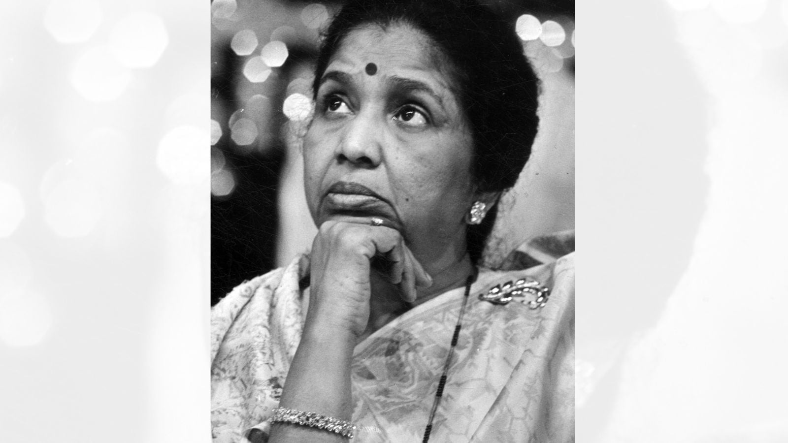 Veteran playback singer Asha Bhosle took her last breath on April 12.