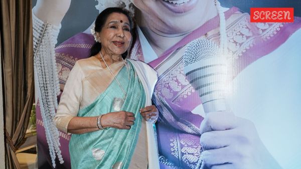 आशा भोसले