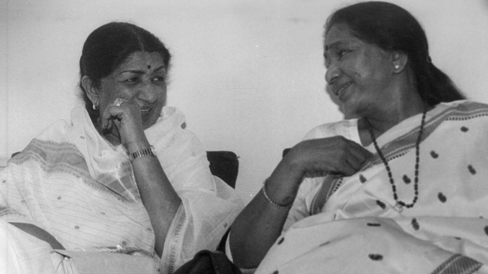 ‘Abhi na jao chhor kar…’: Tributes pour in for Asha tai — the queen of versatility, depth