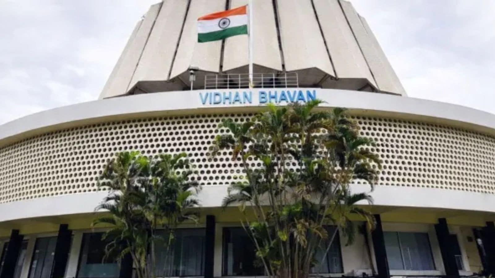 Maharashtra to convene special Assembly session to discuss women’s quota bill