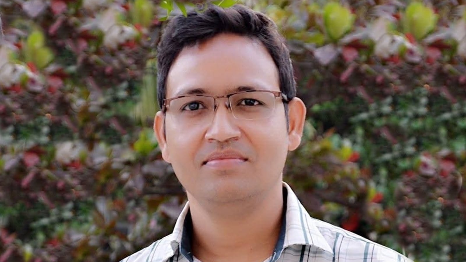 Safety lapse at BMC flyover site, Piling rig collapses on Mumbai cop riding home from duty, kills him in Mankhurd