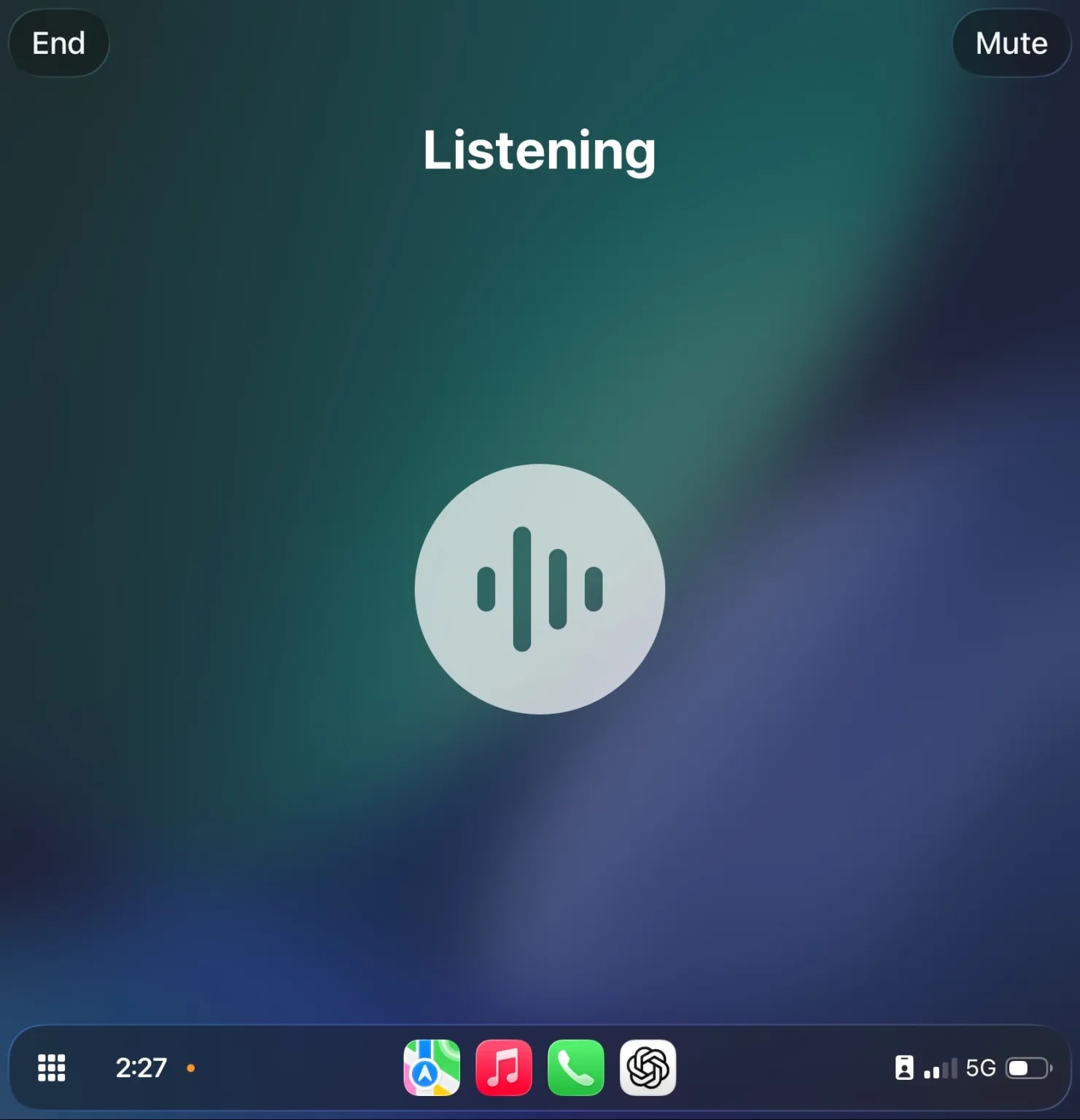 Apple CarPlay पर ChatGPT इस प्रकार दिखता है।