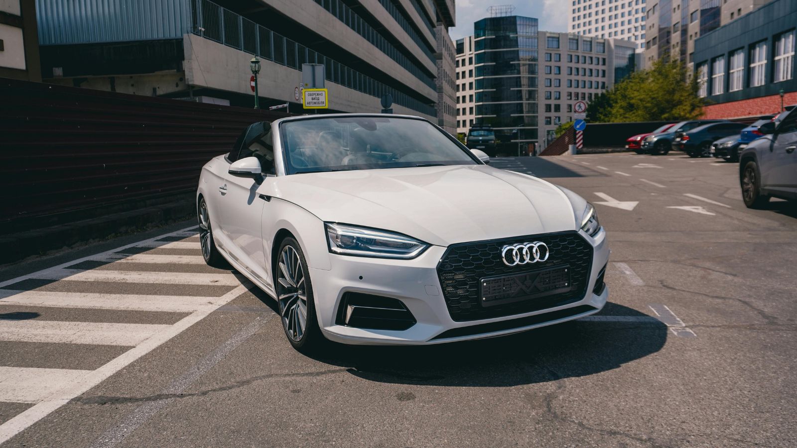 Watch: this Chennai firm has just handed over 12 luxury Audi cars to its employees