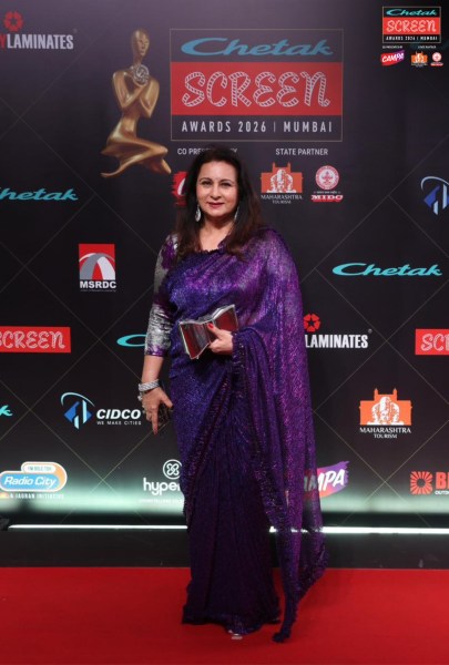 पूनम ढिल्लों