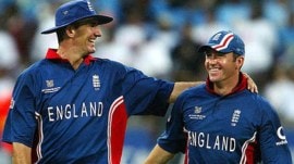 FILE PHOTO: Craig White (R) with teammate Andy Caddick. (Reuters)