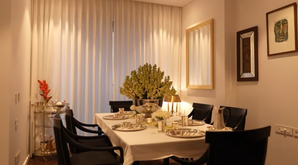 तारा सुतारिया के घर का दौरा