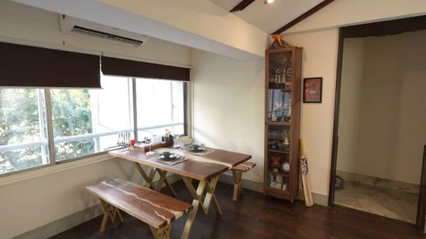 अविनाश तिवारी के घर का दौरा