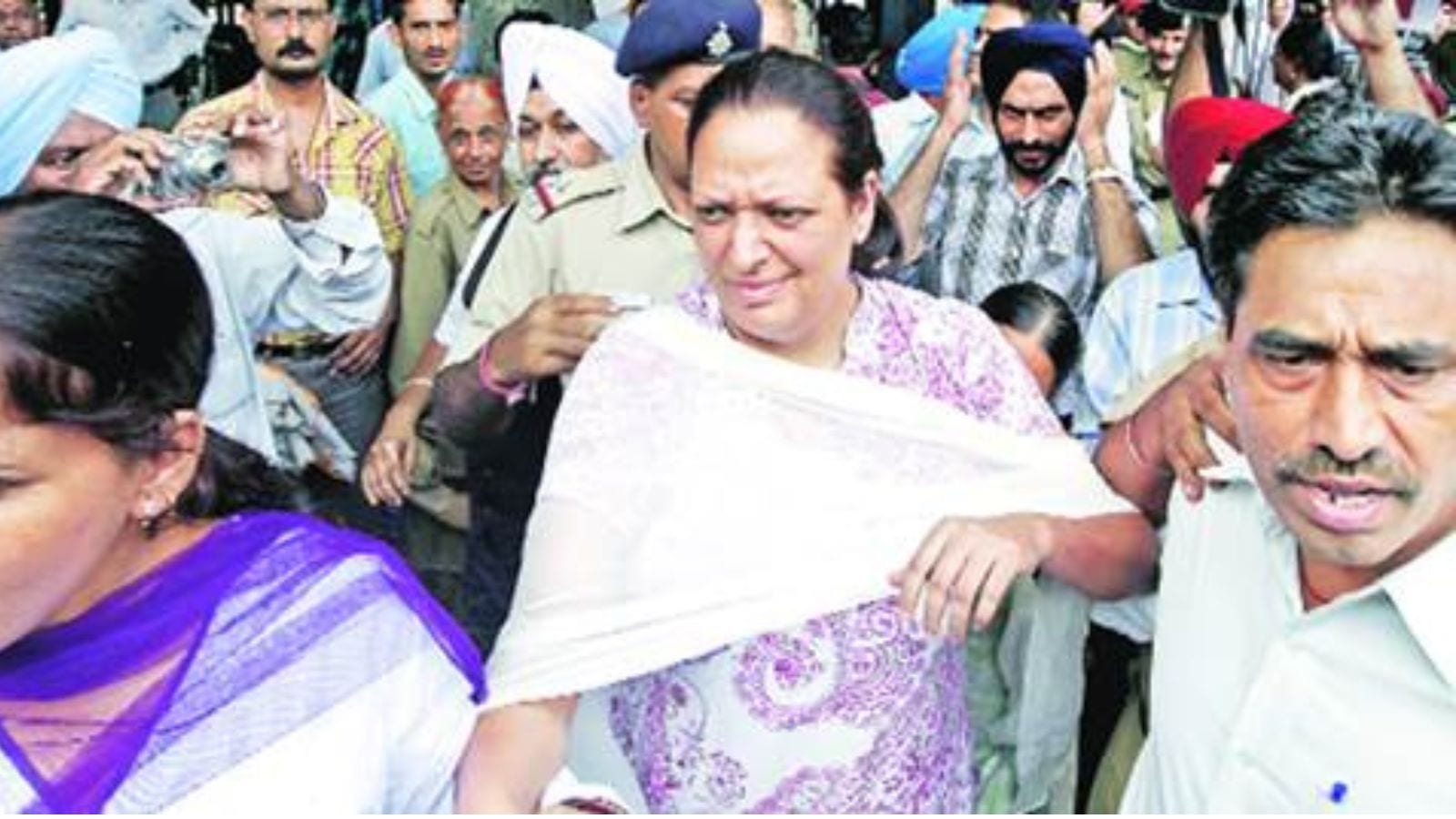 ‘Right to travel abroad basic human right’: HC allows convicted cop to visit Europe