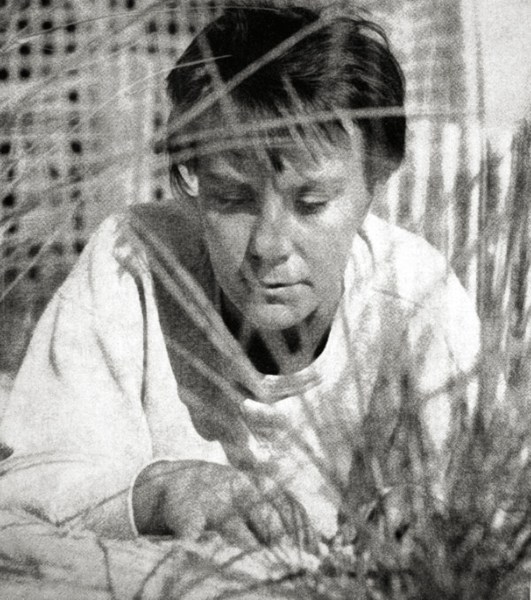 A photograph of Harper Lee clicked by Truman Capote. (Wikimedia Commons) 
