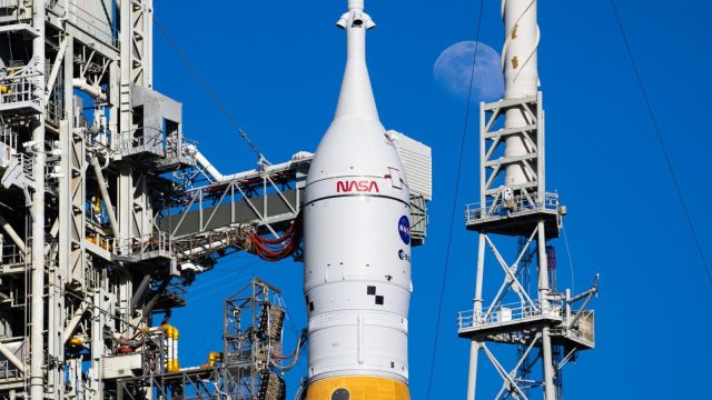 Nasa Artemis Moon missions face risk from ageing launch infrastructure, says report