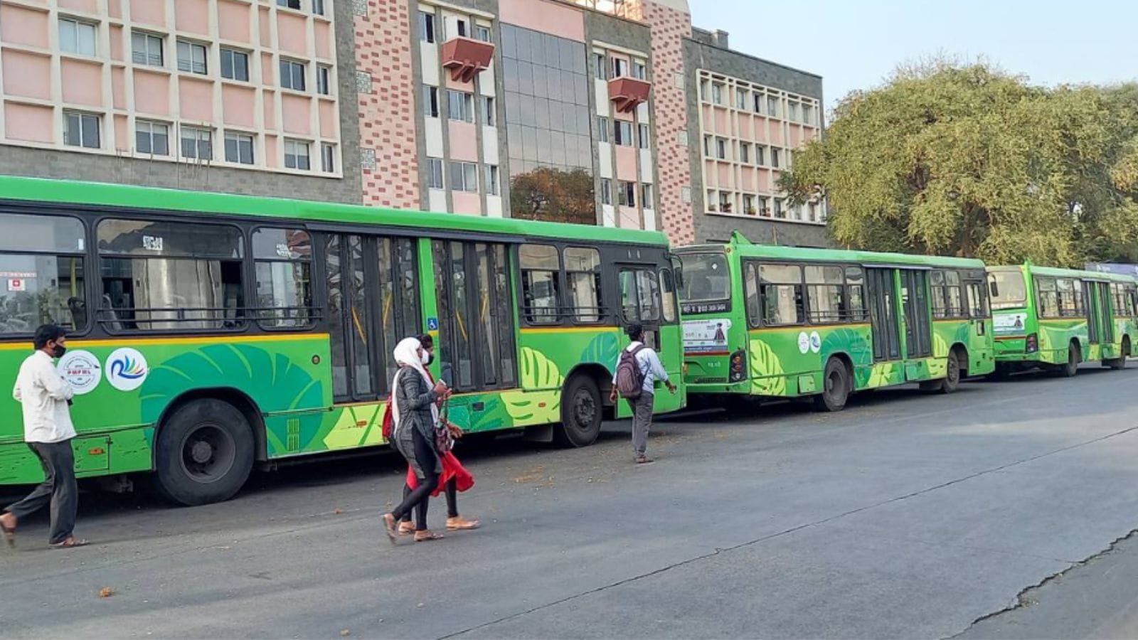 Falling ridership, rising gaps: NGO flags challenges faced by PMPML