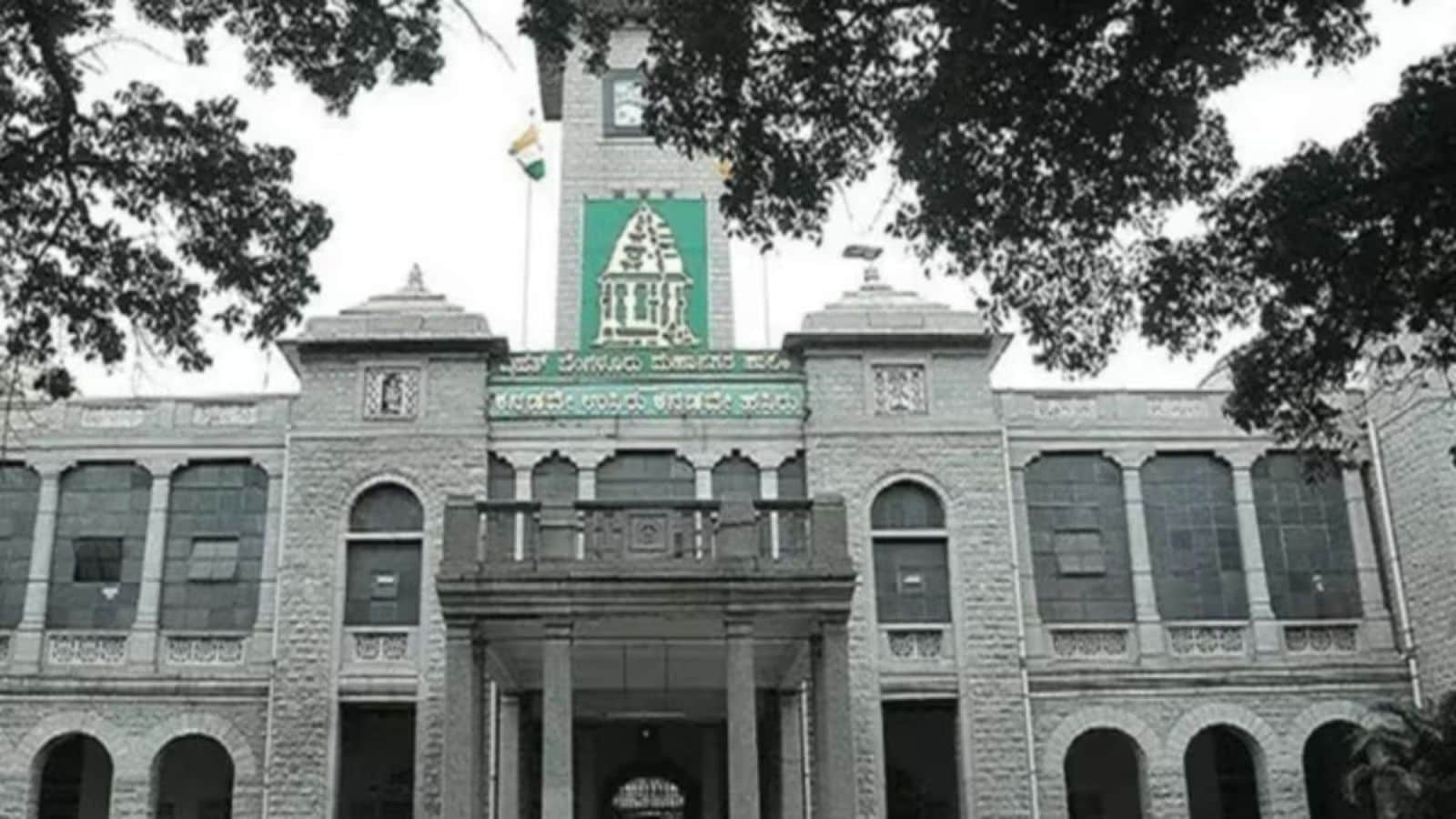 Every Bengaluru corporation must buy a pothole-filling machine: GBA chief Maheshwar Rao