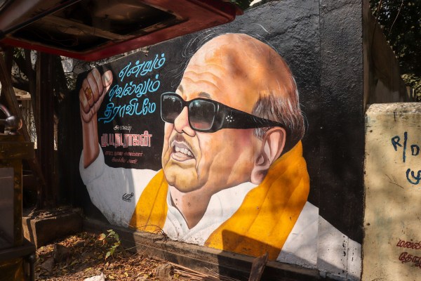 A mural featuring a portrait of late Tamil Nadu chief minister M Karunanidhi (Photo: Nithya Pandian)