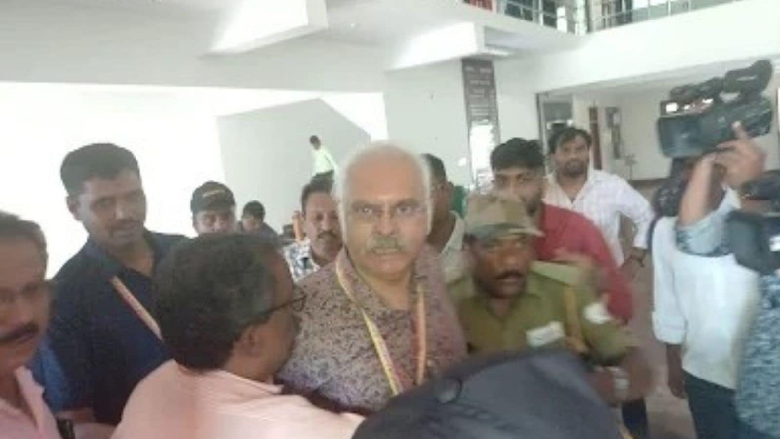 Protest turns violent at Kuvempu University as students vandalise campus; V-C alleges vested interests