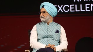 Delhi LG Taranjit Singh Sandhu emergency response