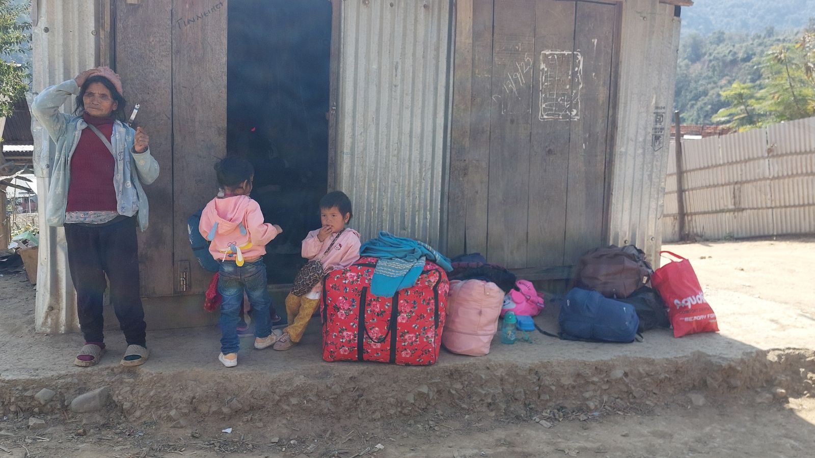  9 of 11 relief camps in Kakching shut, families moved to new houses