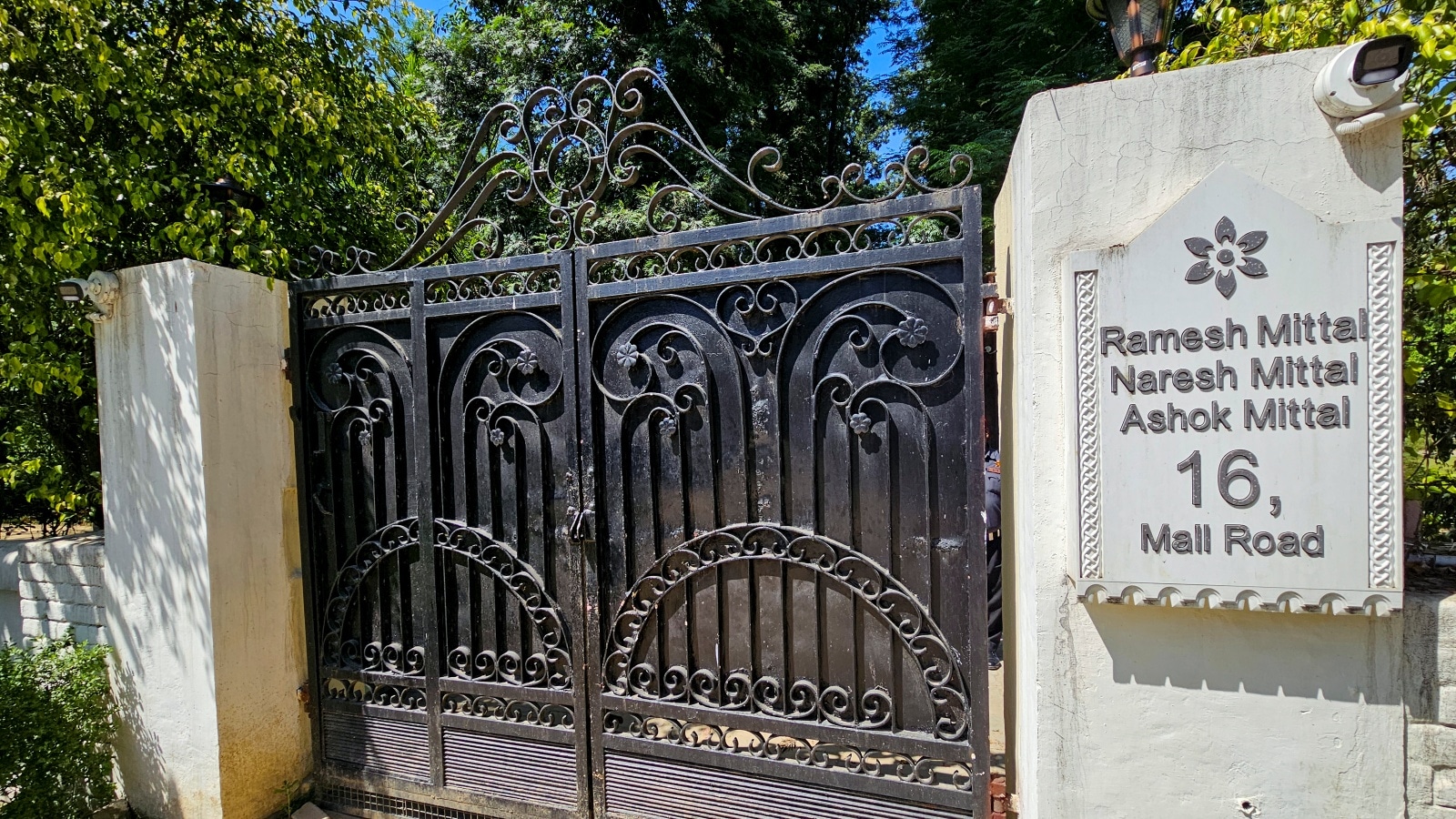 ED searches AAP MP; CM targets PM, says political vendetta