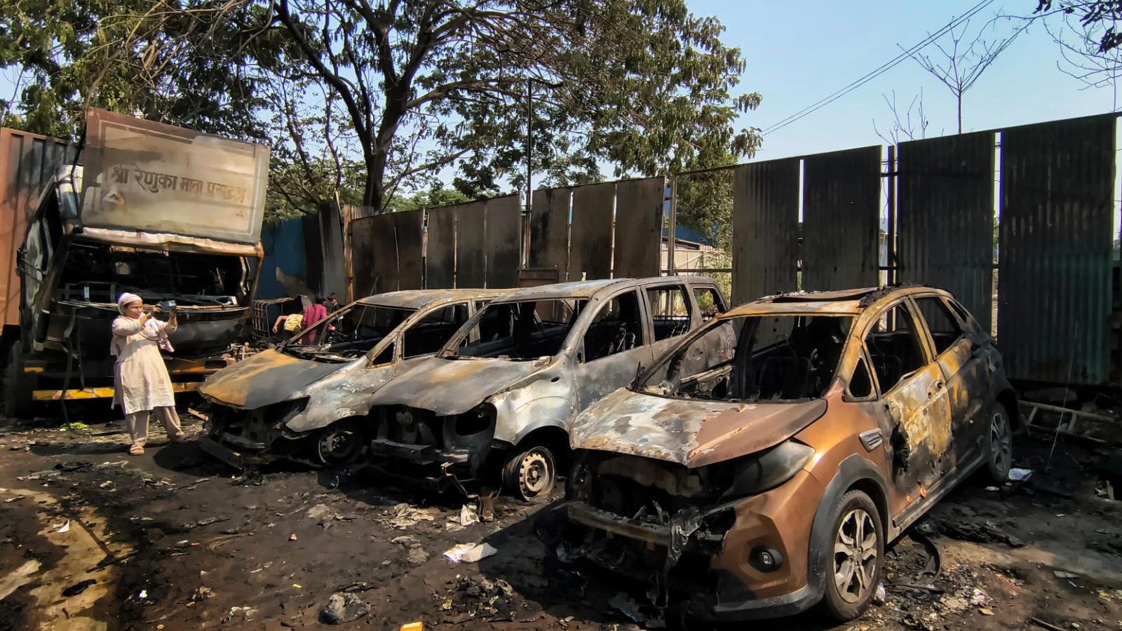 Mankhurd scrapyard fire: Worker suffers 45% burns in Mumbai blaze