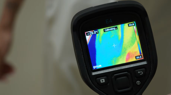 Picture of a Non‑Linear Junction Detector, used during the manual check to detect phones or chips. (Screengrab/FIDE YouTube Channel)